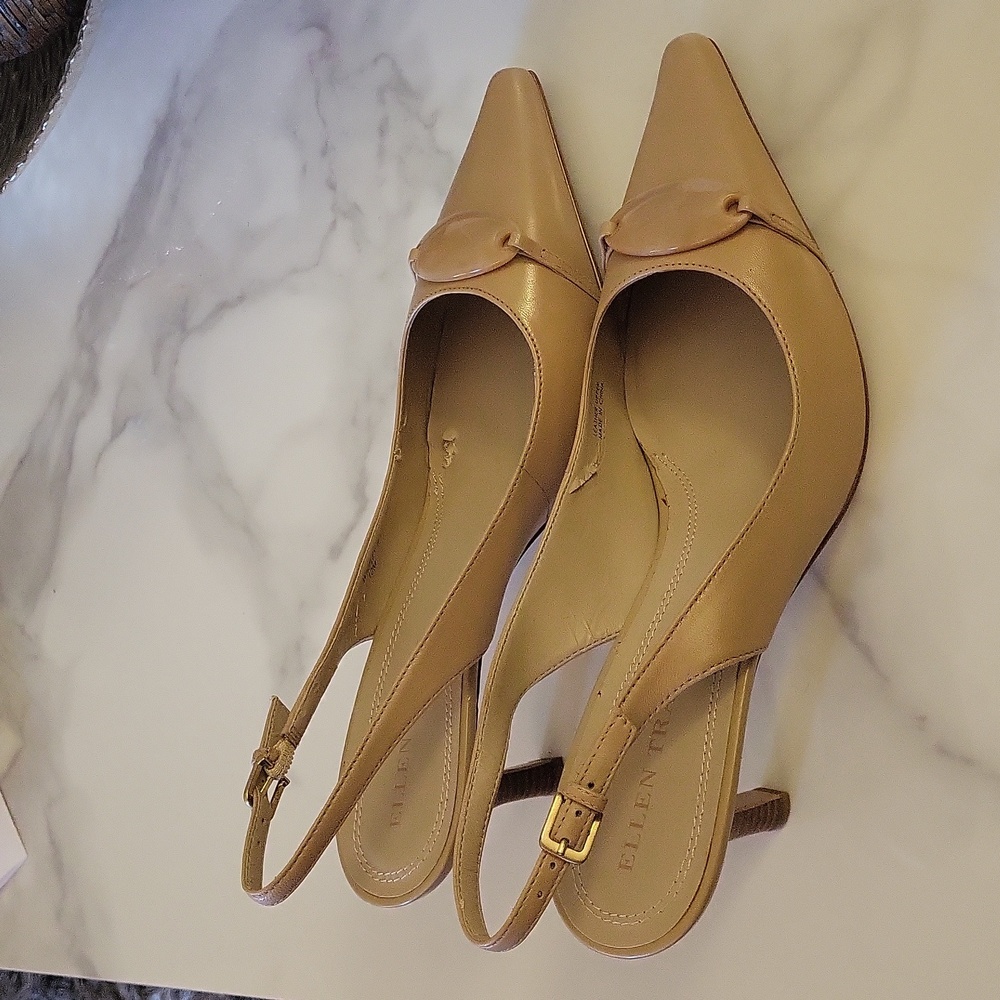 Shoes - Picture 2 of 5